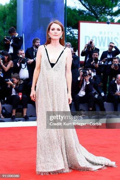 Julianne Moore arrives at the 'Suburbicon' premiere during the 74th Venice Film Festival on September 2, 2017 in Venice, Italy. EDITORS NOTE: Image...