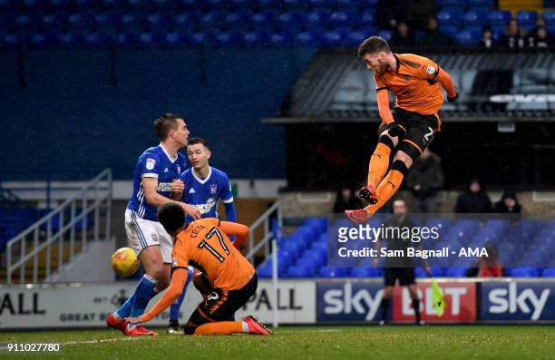 Matt Doherty of Wolverhampton Wanderers scores a goal to make it 0-1 during the Sky Bet Championship match between Ipswich Town and Wolverhampton at...