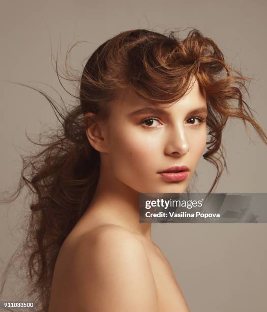 beautiful natural woman with curls - semi dress stock pictures, royalty-free photos & images
