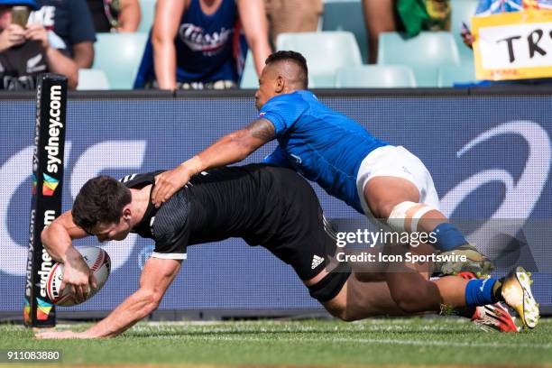 Sam Dickson Rugby 226 Sam Dickson Rugby Player Stock Photos, High-Res Pictures, and ...