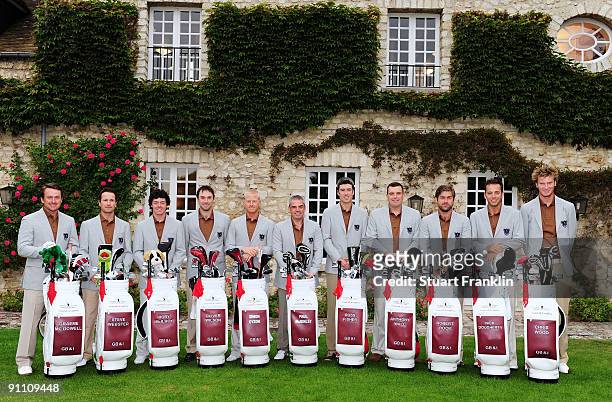 The team of Great Britain and Northern Ireland pose for a picture Graeme McDowell, Steve Webster, Rory McIlroy, Oiliver Wilson, Simon Dyson, Captain...