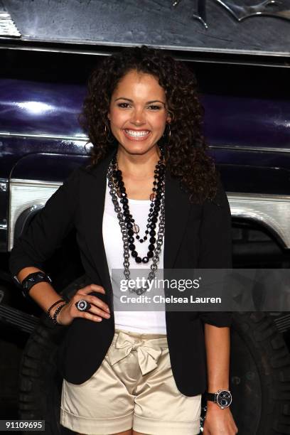 Actress Susie Castillo arrives at the Los Angeles premiere of "Zombieland" at the Grauman's Chinese Theatre on September 23, 2009 in Hollywood,...