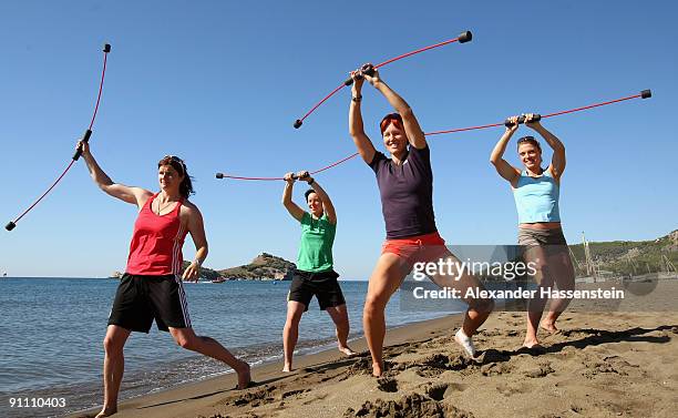 Wintersport athletes : Evi Sachenbacher-Stehle , Marion Trott , Kati Wilhelm and Sandra Kiriasis attend a fitness session during the 'Champion des...