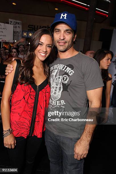 Jana Kramer and Johnathon Schaech at Columbia Pictures "Zombieland" Premiere on September 23, 2009 at Grauman's Chinese Theatre in Hollywood,...