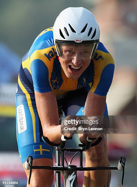 Gustav Larsson of Sweden finishes in second in the Elite Men's Time Trial at the 2009 UCI Road World Championships on September 24, 2009 in...