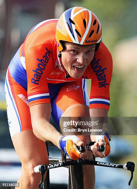 Lars Boom of the Netherlands in action during the Elite Men's Time Trial at the 2009 UCI Road World Championships on September 24, 2009 in Mendrisio,...