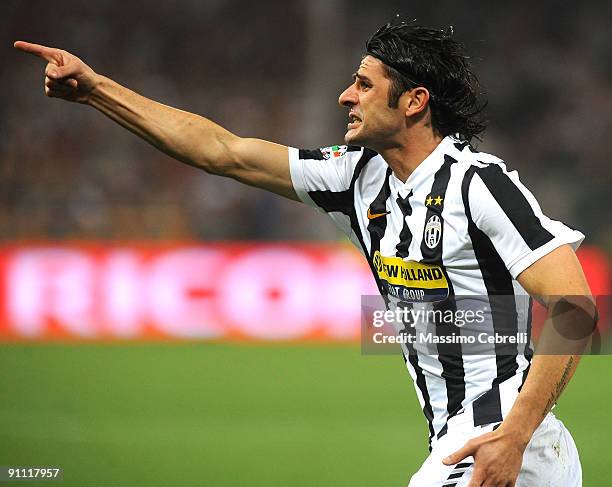 Vincenzo Iaquinta of Juventus FC celebrates scoring his team's first goal during the Serie A match between Genoa CFC and SSC Juventus FC at Stadio...