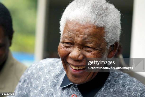 Former South African president, Nelson Mandela, casting his vote in Houghton, Johannesburg. South African Local Government Elections.