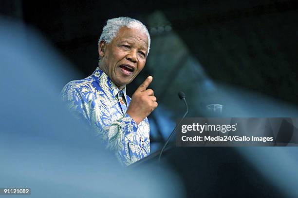 South Africa. Western Cape. Oudtshoorn. Former South African president, Nelson Mandela, delivering a speech in Afrikaans at the KKNK, Vryheid van...