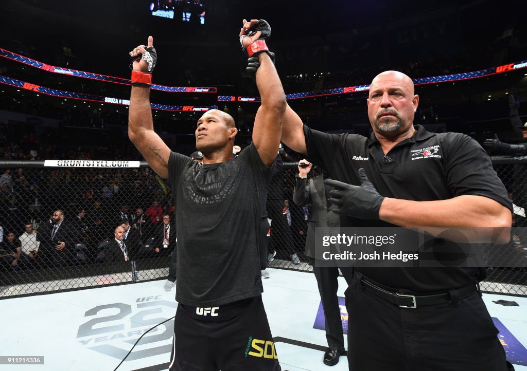 UFC Fight Night: Souza v Brunson