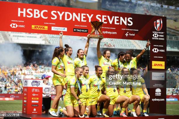 Australia celebrate victory after defeating New Zealand in the Women's Final match during day three of the 2018 Sydney Sevens at Allianz Stadium on...