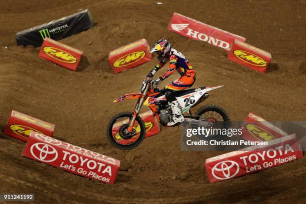 Broc Tickle competes in 450SX main event of the Monster Energy AMA Supercross at the University of Phoenix Stadium on January 27, 2018 in Glendale,...