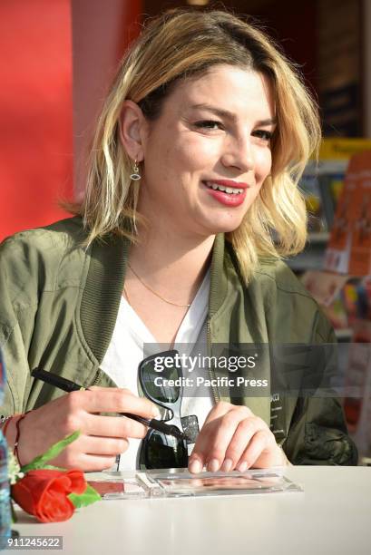 Emma Marrone, famous Italian singer presents her new album "Essere qui" and meets his fans at the Feltrinelli of Napoli.