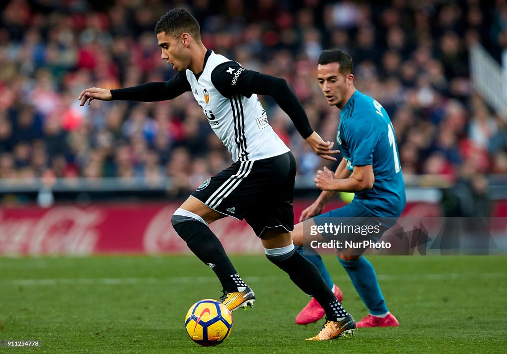 Valencia v Real Madrid - La Liga