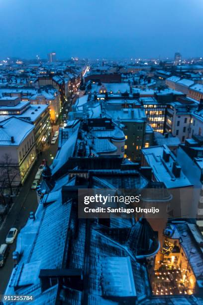 helsinki skyline at dusk - helsinki stock-fotos und bilder