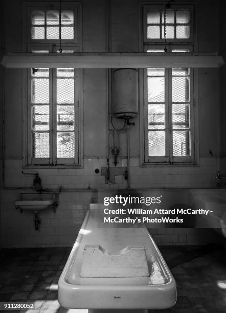 morgue table - autopsy stock pictures, royalty-free photos & images