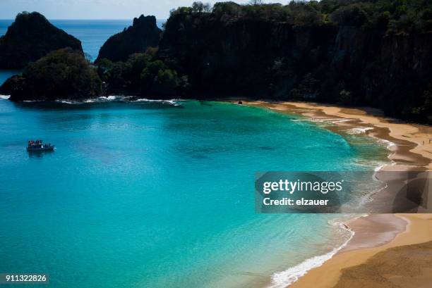 baia dos gofinhos - baía do sancho stock pictures, royalty-free photos & images