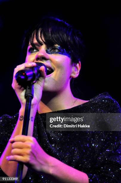 Lilly Allen performs on stage on the first day of Lowlands Festival at Evenemententerrein Walibi World on August 21, 2009 in Biddinghuizen,...