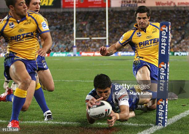 Bryson Goodwin of the Bulldogs scores a try during the first NRL Preliminary Final match between the Bulldogs and the Parramatta Eels at ANZ Stadium...