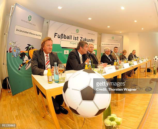 Harald Strutz, president of Mainz 05, Jens Beutel, lord mayor of Mainz, Hans-Dieter Dellwitz, vice president of German football association, Theo...