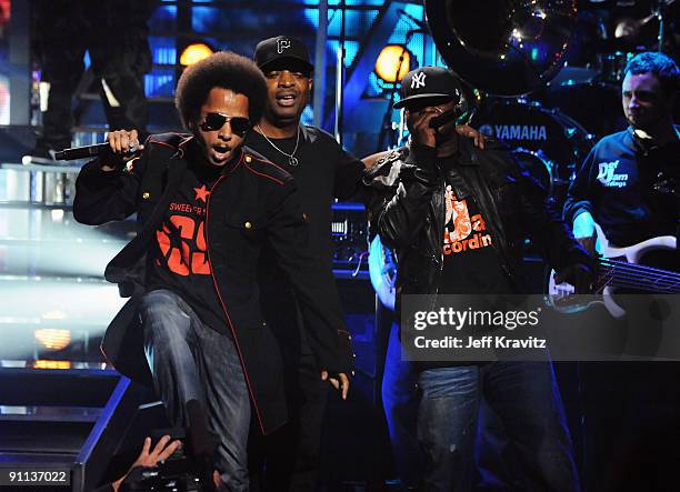 Chuck Riley Chuck Riley Photos and Premium High Res Pictures - Getty Images
