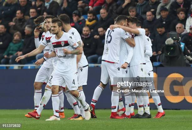 Players of Cagliari celebrates the goal during the serie A match between FC Crotone and Cagliari Calcio at Stadio Comunale Ezio Scida on January 28,...