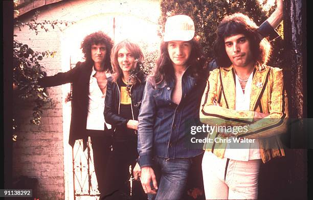 Brian May, Roger Taylor, John Deacon, Freddie Mercury