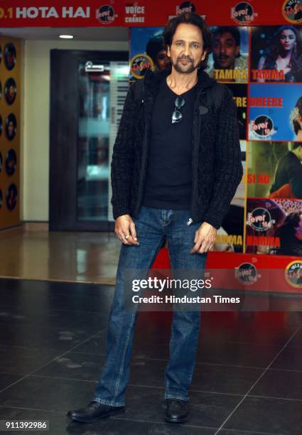 Actor R.kay Profile Shoot Of Bollywood Actor Kay Kay Menon Photos and Premium High ...