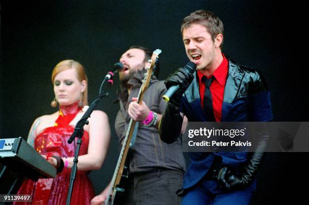 Photo of SCISSOR SISTERS, The Scissor Sisters, Pinkpop, Landgraaf, Nederland, 28 mei 2007, Pop, dance, disco, gay, de zanger gekleed in een lederen,...