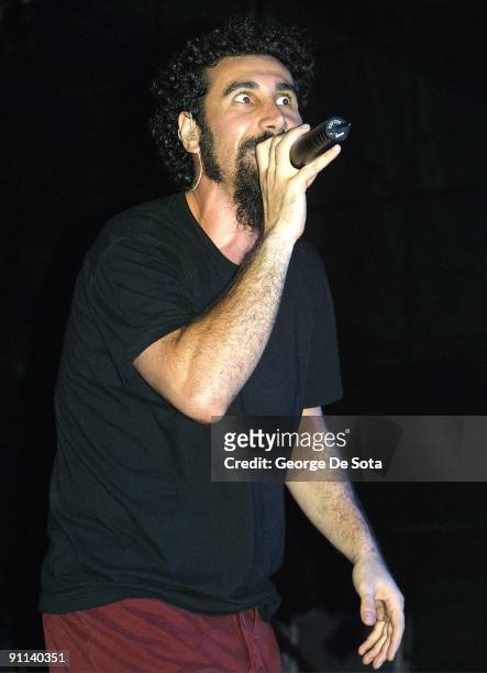 Photo of SYSTEM OF A DOWN, System of a Down performs at OFFFEST 2002 at the Jones Beach Theatre in Long Island, New York. July 21, 2002
