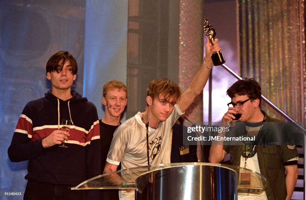 Photo of Damon ALBARN and Dave ROWNTREE and BLUR and Alex JAMES and Graham COXON