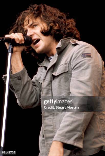 Photo of Eddie VEDDER and PEARL JAM, Eddie Vedder performing live onstage