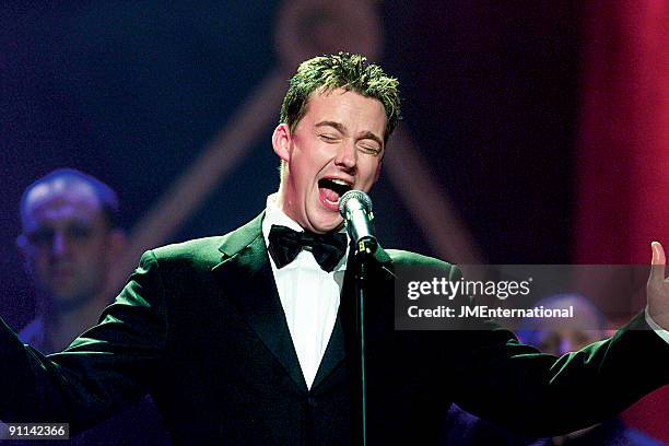 Russell Singer Russell Watson Singer Photos and Premium High Res Pictures - Getty Images
