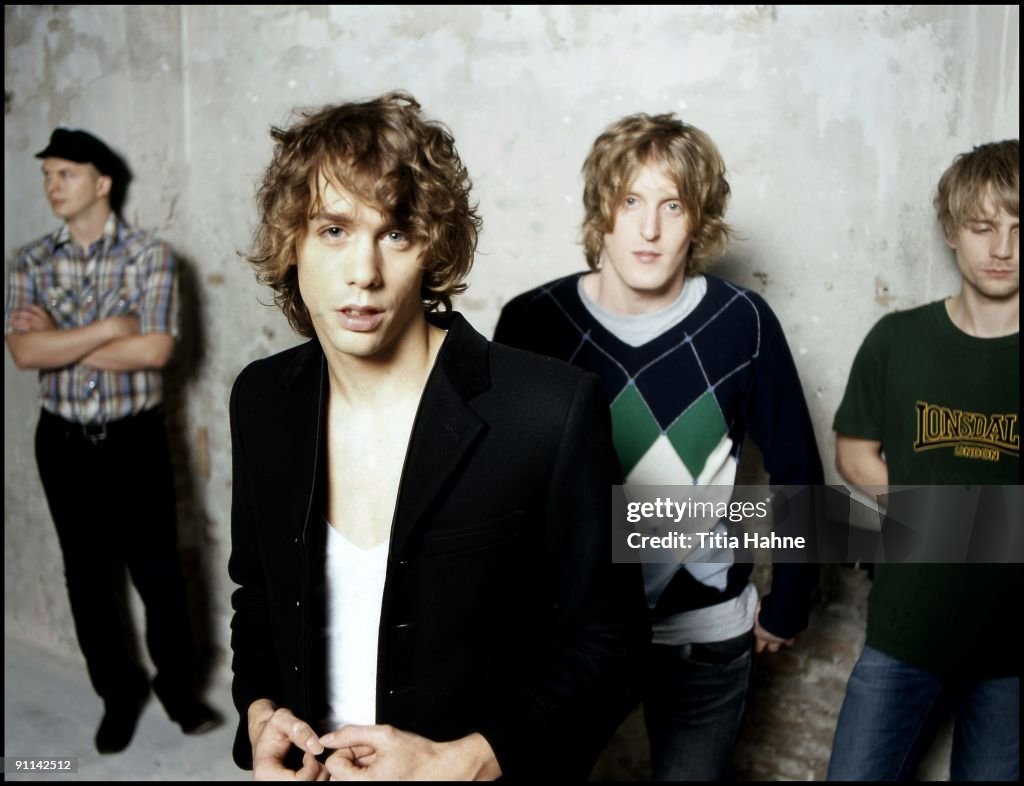 Johnny Razorlight Q Photo of Johnny BORRELL and RAZORLIGHT, L-R: Bjv?rn v+gnen, Johnny ...