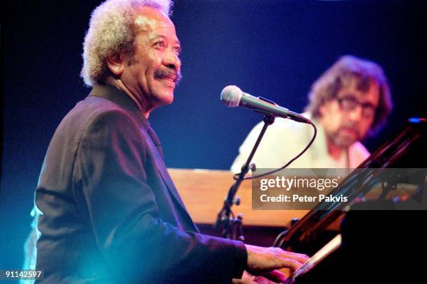 Photo of Allen TOUSSAINT, Allen Toussaint, North Sea Jazz, Rotterdam, Nederland, 15 juli 2007, Pop, orkest, soul, jazz, funk, Allen kijkt tijdens...