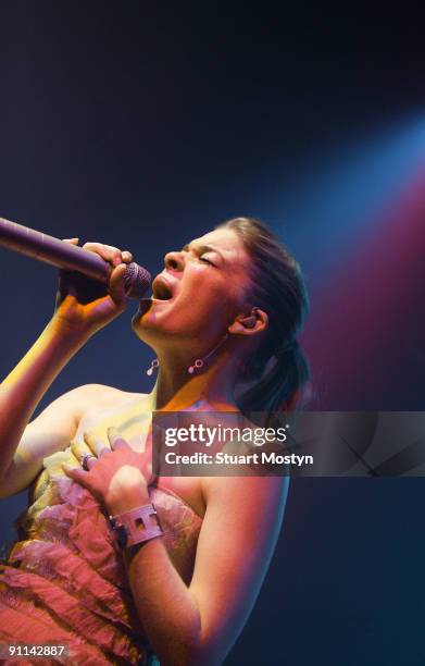 Photo of LeAnn Rimes/GAY Astoria/Stuart Mostyn, LONDON LeAnn Rimes performs on stage at G-A-Y on February 1, 2004 in London