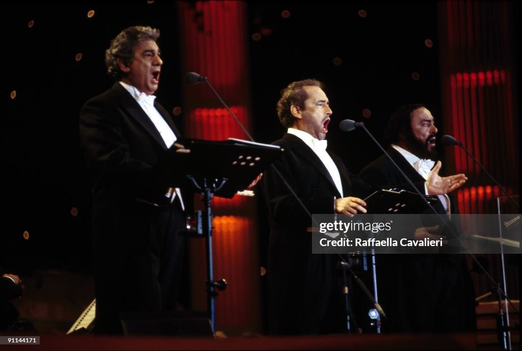 Photo of Jose CARRERAS and Placido DOMINGO and Luciano PAVAROTTI and THREE TENORS