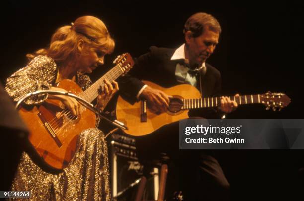 Photo of Chet ATKINS and Muriel ANDERSON