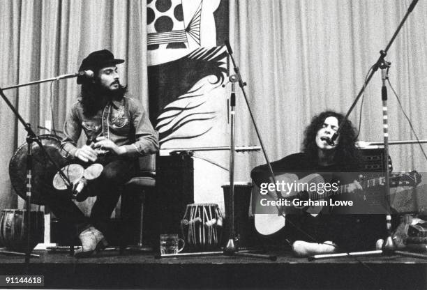 Photo of Marc BOLAN and T REX and Mickey FINN and TYRANNOSAURUS REX, Mickey Finn & Marc Bolan live at Redcar Jazz Club