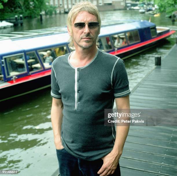 Photo of Paul WELLER; Paul Weller, Nederland, Leidse Brug, A'dam, 25 juli 2005, Pop, punk, mod, soul, gitaar, zanger, gitarist en componist, Paul...