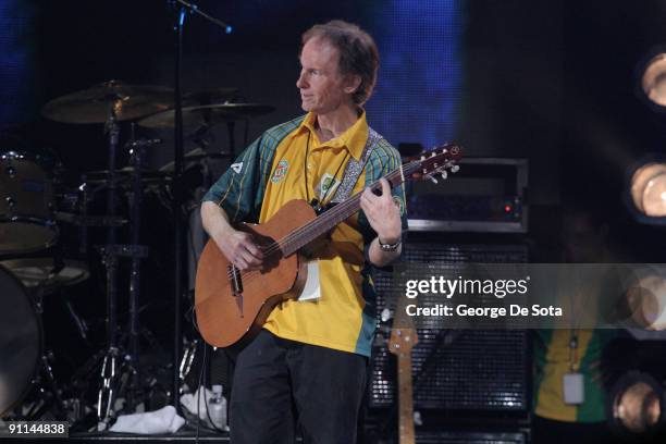 Photo of Robbie KRIEGER and DOORS OF THE 21st CENTURY; Robby Krieger