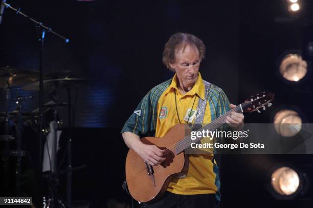 Photo of Robbie KRIEGER and DOORS OF THE 21st CENTURY; Robby Krieger