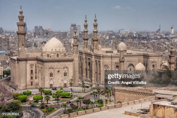 cairo. madrassa of sultan hassan & the mosque of al rifai - sultan hassan mosque stock-fotos und bilder