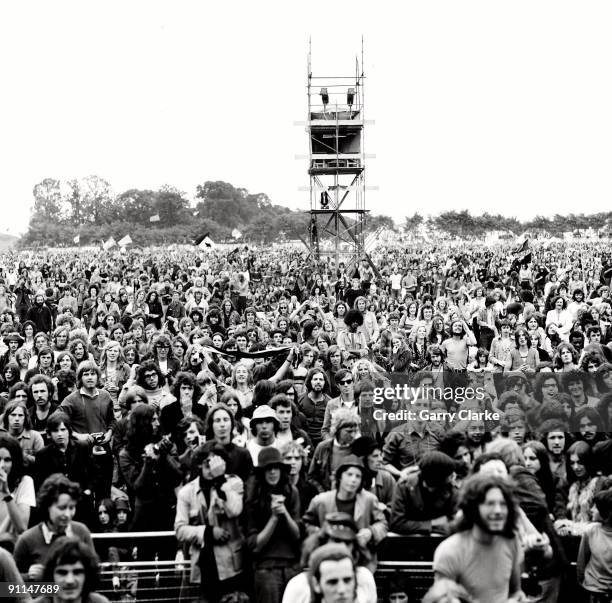 Photo of FESTIVALS, crowd shot of audience watching at Weeley Festival, festivals, hippies
