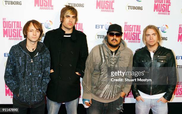 Photo of FIGHTSTAR and Alex WESTAWAY and Charlie SIMPSON and Omar ABIDI and Dan HAIGH, Group portrait arriving at the BT Digital Music Awards L-R...