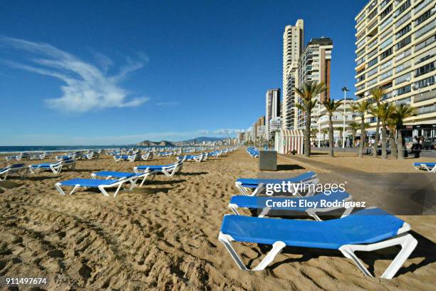 benidorm en invierno - sedan stock pictures, royalty-free photos & images