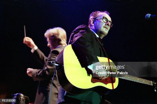 Photo of Elvis COSTELLO, Elvis Costello, Heineken Music Hall, Amsterdam, Nederland, 06 september 2006, Pop, new wave, klassiek, country, Elvis...