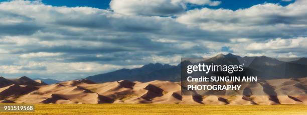 great sand dunes - sungjin ahn stock-fotos und bilder