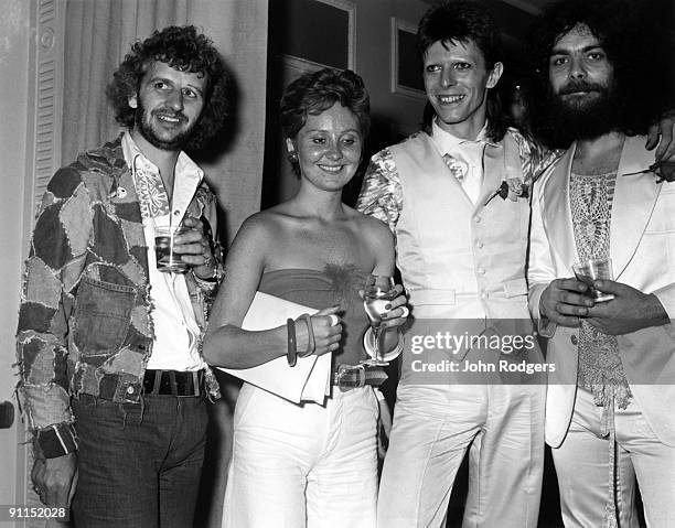 Edgar Broughton and LULU and Ringo STARR and David BOWIE; L-R Ringo Starr, Lulu, David Bowie and Edgar Broughton at the Ziggy Stardust retirement...