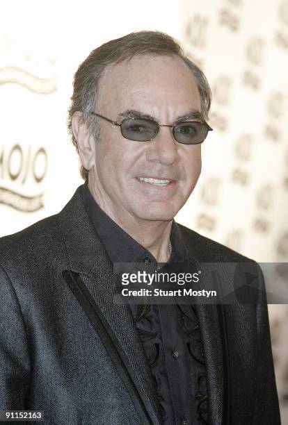 Photo of Neil DIAMOND, posed, arriving at awards